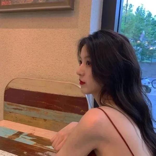 福尔摩斯小姐：失踪的侯爵